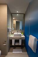 Holiday Inn Bengaluru Racecourse by IHG