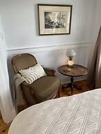 Spouter Inn Bed & Breakfast