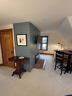 Spouter Inn Bed & Breakfast
