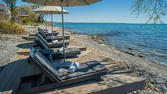 Drake Devonshire and Motor Inn