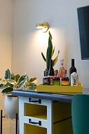 Drake Devonshire and Motor Inn