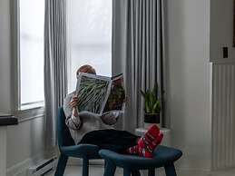 Drake Devonshire and Motor Inn