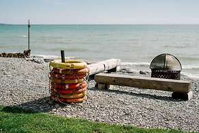 Drake Devonshire and Motor Inn