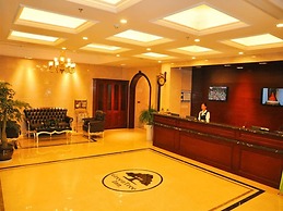 GreenTree Inn Taizhou Taixing East Guoqing Road RT Mart Business Hotel