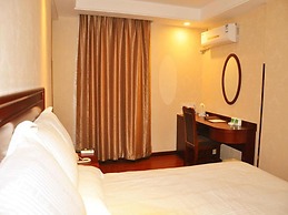 GreenTree Inn Taizhou Taixing East Guoqing Road RT Mart Business Hotel