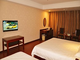 GreenTree Inn Taizhou Taixing East Guoqing Road RT Mart Business Hotel