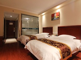 GreenTree Inn JiangSu ZHenjiang Jurong Yalong Hotel