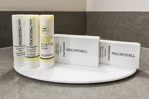 Fairfield Inn & Suites by Marriott Ontario Rancho Cucamonga