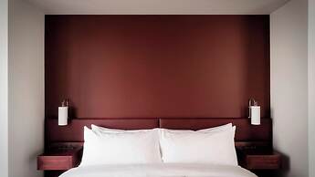 The Elizabeth Hotel, Autograph Collection