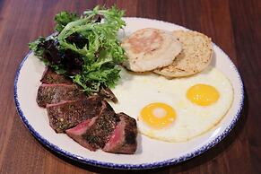 The Elizabeth Hotel, Autograph Collection