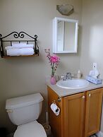 Bluewaters Retreat Bachelor Unit