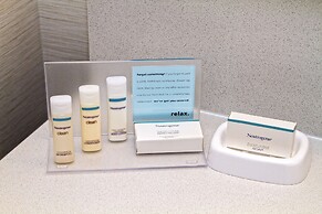 Hampton Inn & Suites Franklin Berry Farms