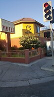 Central Inn Motel on 41 Street