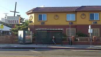 Central Inn Motel on 41 Street