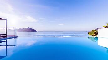 DoubleTree by Hilton Mazatlan