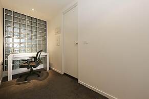 Accommodate Canberra - Dockside