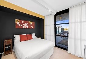 Accommodate Canberra - Dockside