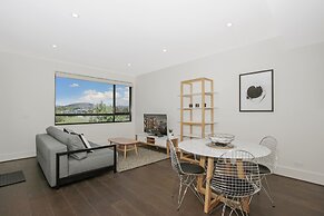 Accommodate Canberra - The Prince