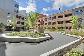 Accommodate Canberra - The Prince