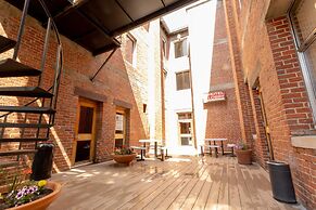 Helgeson Place Hotel & Suites