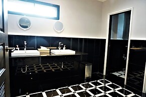 Marquise Boutique Hotel