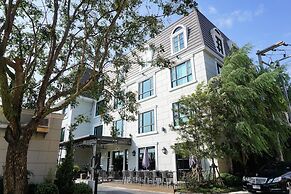 Marquise Boutique Hotel