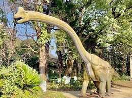 Guilin Crystal Crescent Moon Hotel