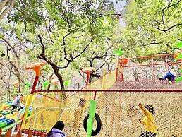 Guilin Crystal Crescent Moon Hotel