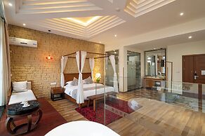 Guilin Crystal Crescent Moon Hotel