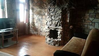 Gokceada Uysallar Köy Evi