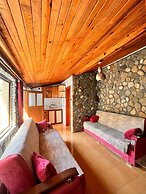 Gokceada Uysallar Köy Evi