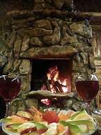 Gokceada Uysallar Köy Evi