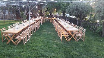 Gokceada Uysallar Köy Evi