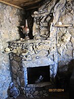 Gokceada Uysallar Köy Evi