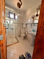 Gokceada Uysallar Köy Evi