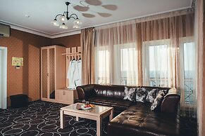 Apriori Hotel