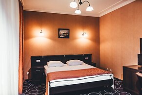 Apriori Hotel
