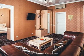Apriori Hotel