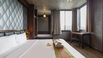 B2 Nimman Premier Hotel