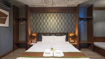 B2 Nimman Premier Hotel