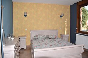 Cozy Holiday Home in Ploegsteert With a Garden