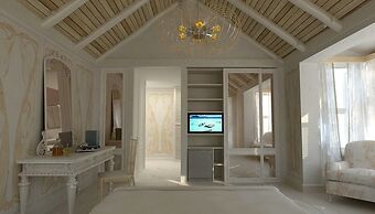 Alacatı Onoda Hotel