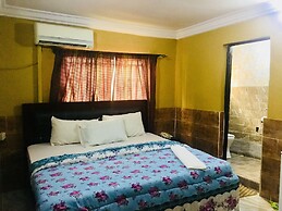 HardRock Hotel and suites