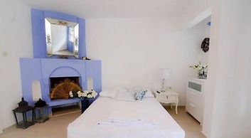 Kiraz Cicegi Butik Akyaka