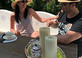 Kiraz Cicegi Butik Akyaka