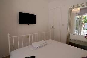 Kiraz Cicegi Butik Akyaka