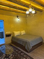 Empire Cave Hotel