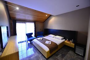 Inanlar Deluxe Hotel & Bungalow