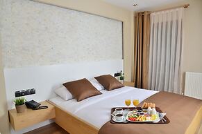 Inanlar Deluxe Hotel & Bungalow