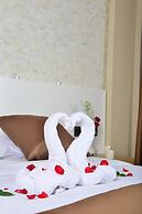 Inanlar Deluxe Hotel & Bungalow